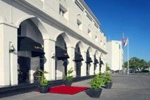 Ramada Qurum Beach Hotel Hotel Muscat